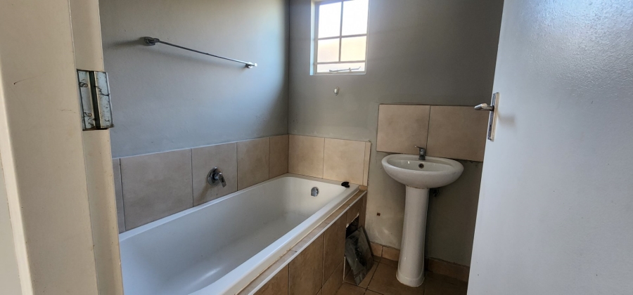 3 Bedroom Property for Sale in Sky City Gauteng