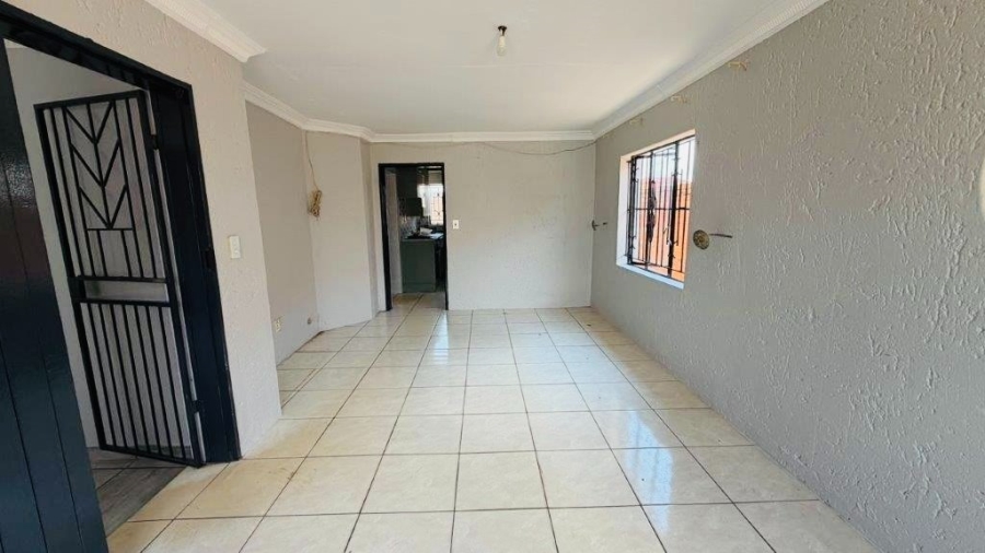 3 Bedroom Property for Sale in Soshanguve WW Gauteng