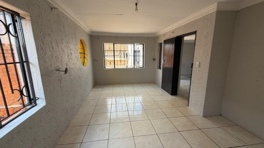 3 Bedroom Property for Sale in Soshanguve WW Gauteng