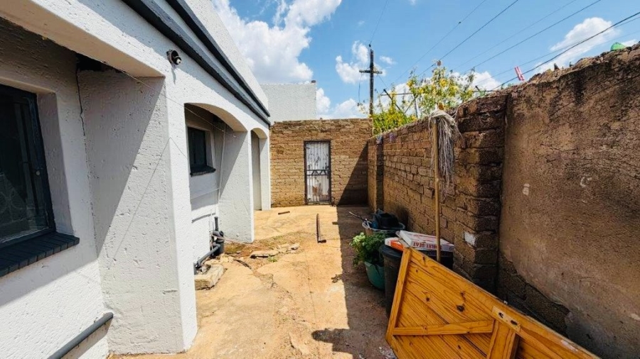3 Bedroom Property for Sale in Soshanguve WW Gauteng