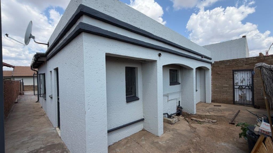 3 Bedroom Property for Sale in Soshanguve WW Gauteng