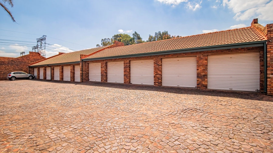 2 Bedroom Property for Sale in Mayberry Park Gauteng