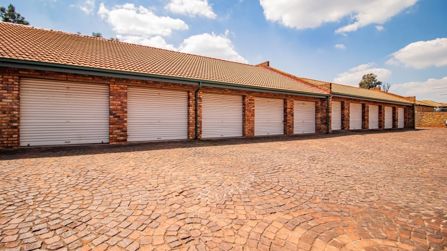2 Bedroom Property for Sale in Mayberry Park Gauteng