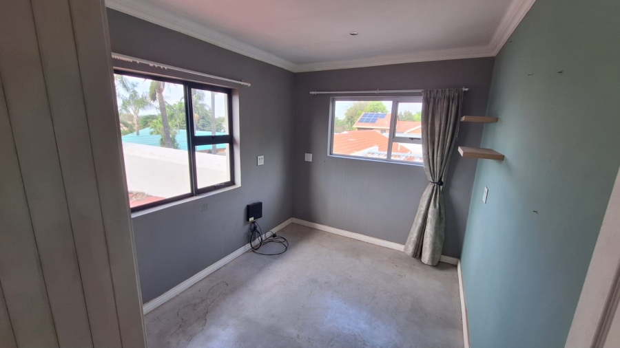 5 Bedroom Property for Sale in Montana Park Gauteng