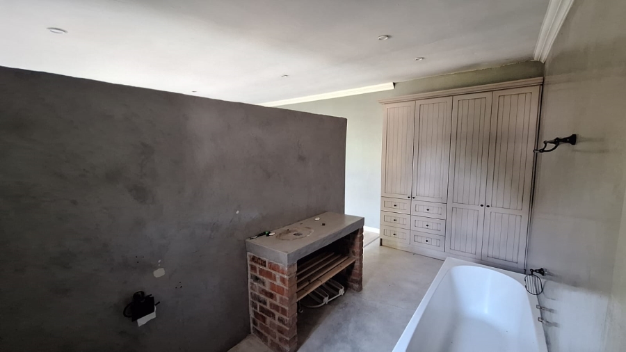 5 Bedroom Property for Sale in Montana Park Gauteng