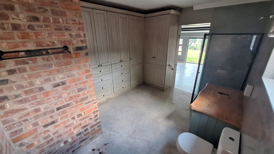 5 Bedroom Property for Sale in Montana Park Gauteng