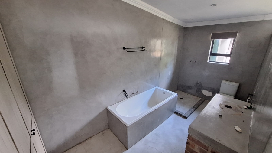 5 Bedroom Property for Sale in Montana Park Gauteng