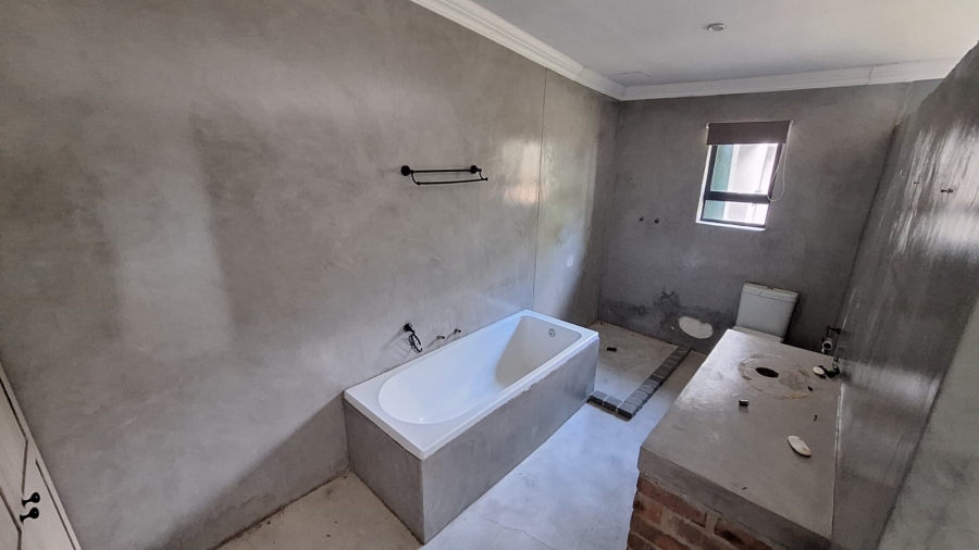 5 Bedroom Property for Sale in Montana Park Gauteng