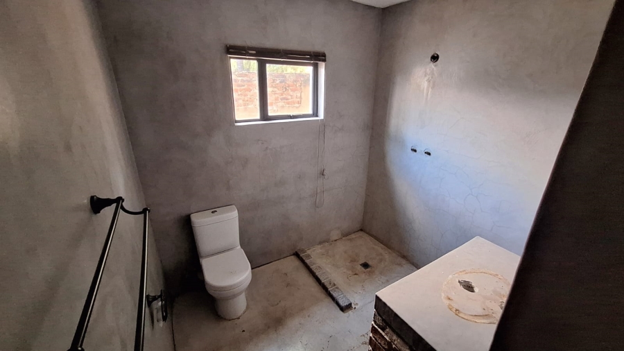5 Bedroom Property for Sale in Montana Park Gauteng
