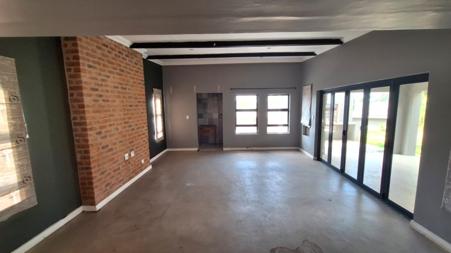 5 Bedroom Property for Sale in Montana Park Gauteng