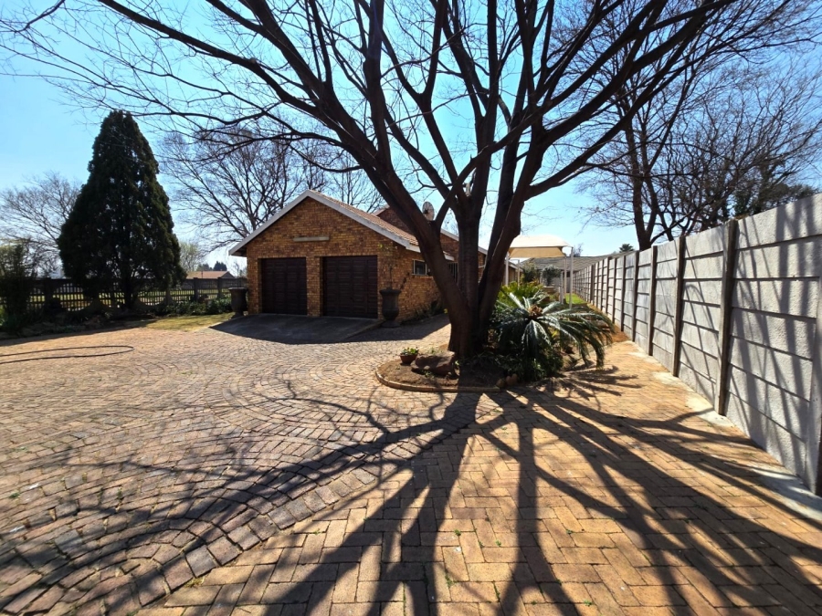 2 Bedroom Property for Sale in Ferryvale Gauteng