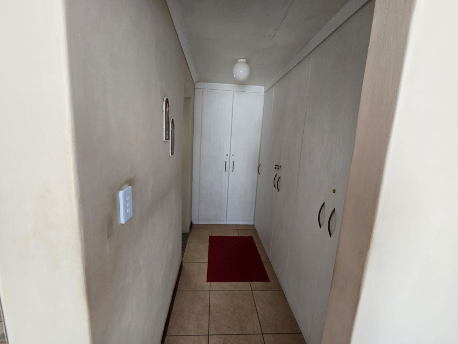 2 Bedroom Property for Sale in Ferryvale Gauteng