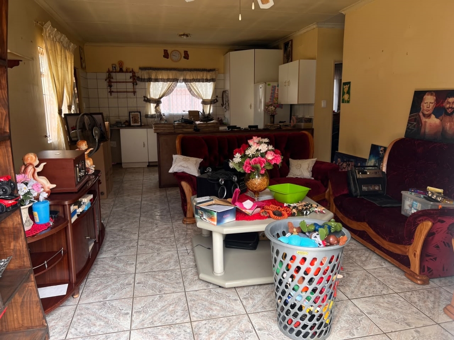 3 Bedroom Property for Sale in Brackendowns Gauteng