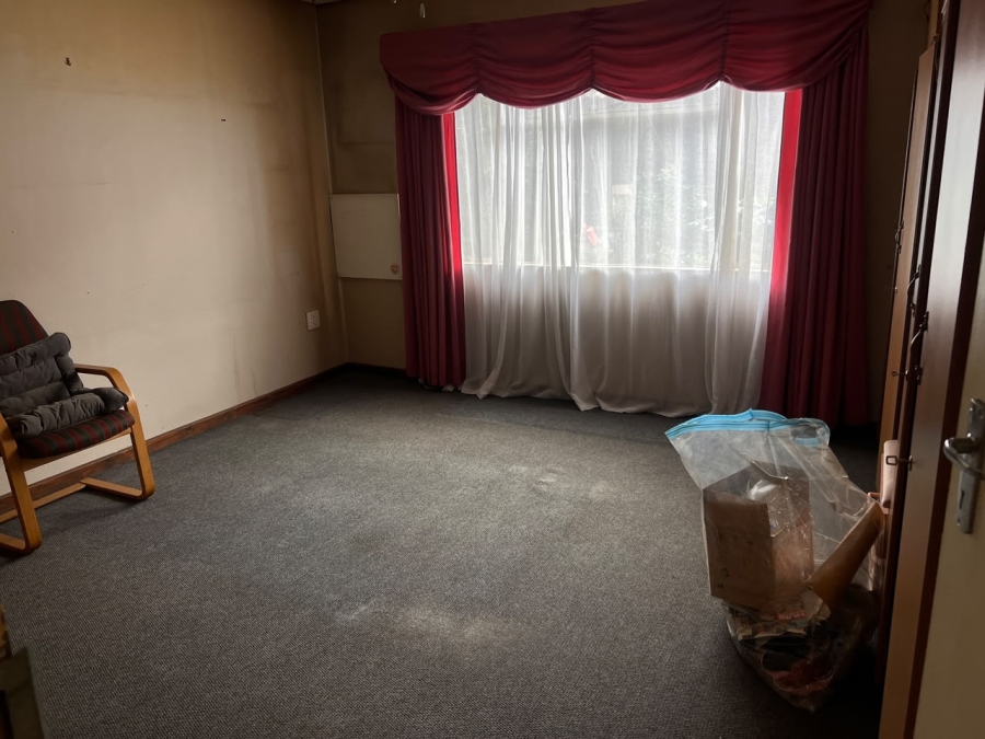 3 Bedroom Property for Sale in Brackendowns Gauteng