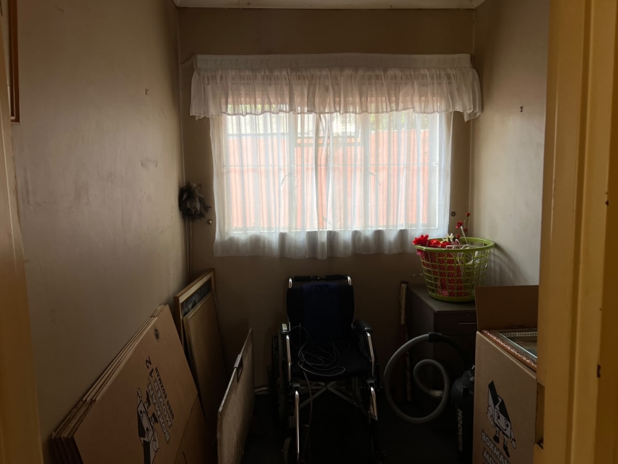 3 Bedroom Property for Sale in Brackendowns Gauteng