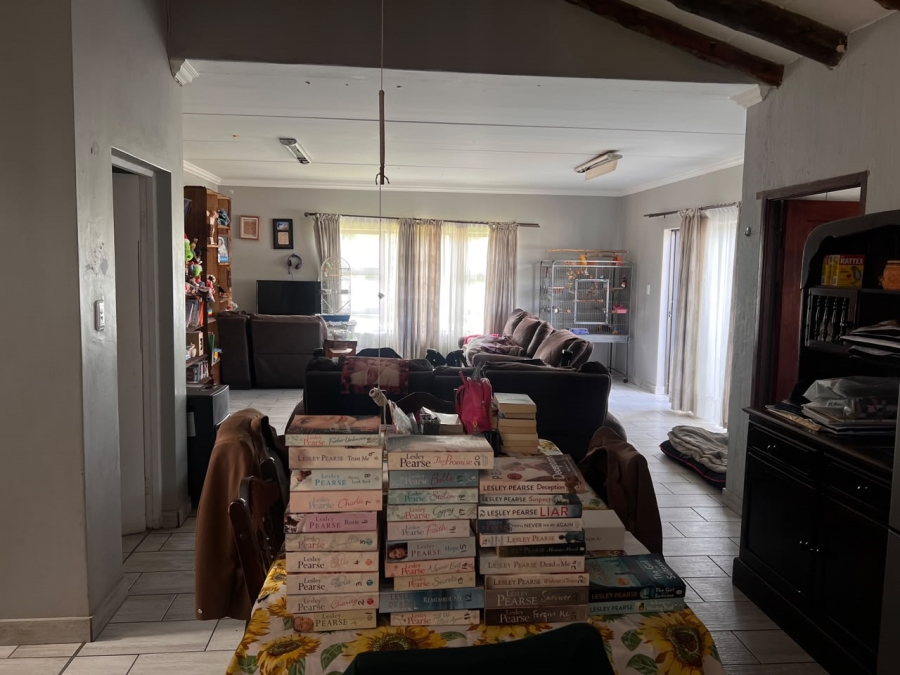 3 Bedroom Property for Sale in Brackendowns Gauteng