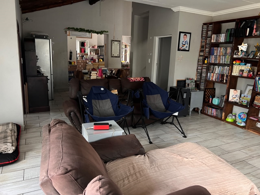 3 Bedroom Property for Sale in Brackendowns Gauteng