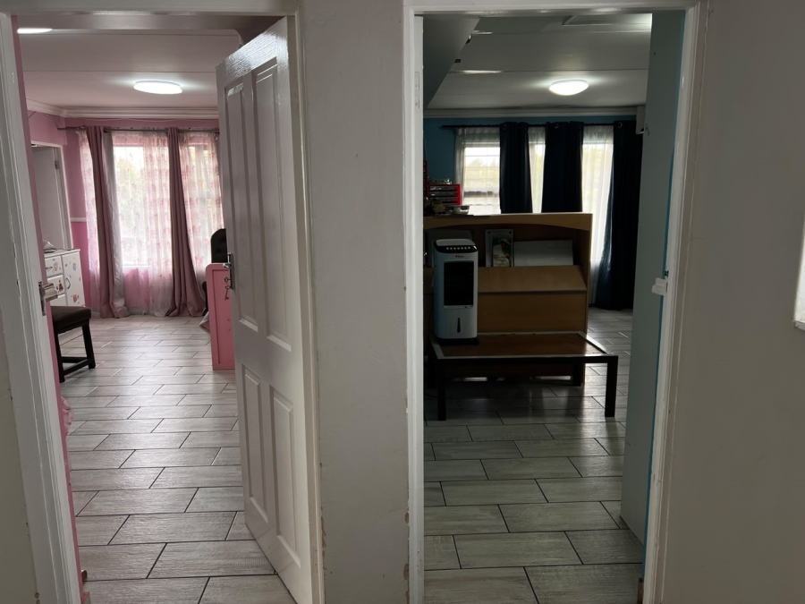 3 Bedroom Property for Sale in Brackendowns Gauteng