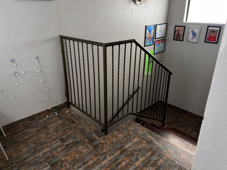 3 Bedroom Property for Sale in Brackendowns Gauteng