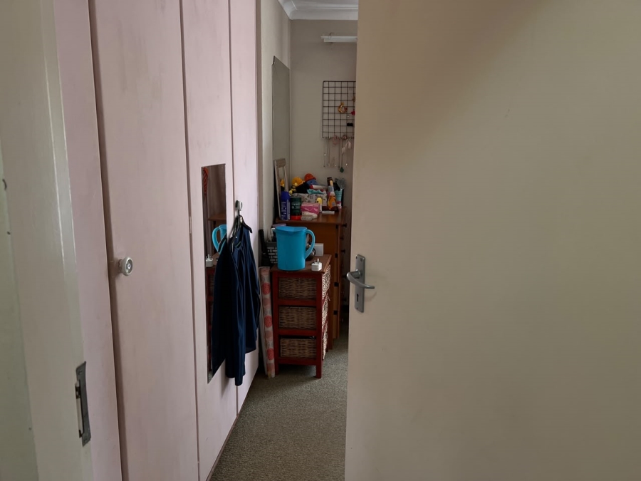 2 Bedroom Property for Sale in Albertsdal Gauteng