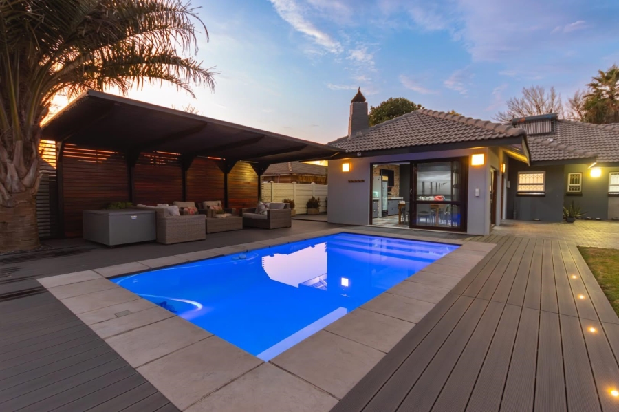 4 Bedroom Property for Sale in Risiville Gauteng