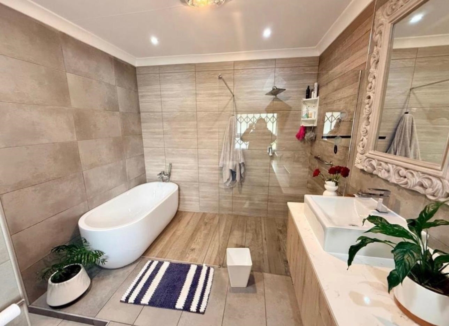4 Bedroom Property for Sale in Risiville Gauteng