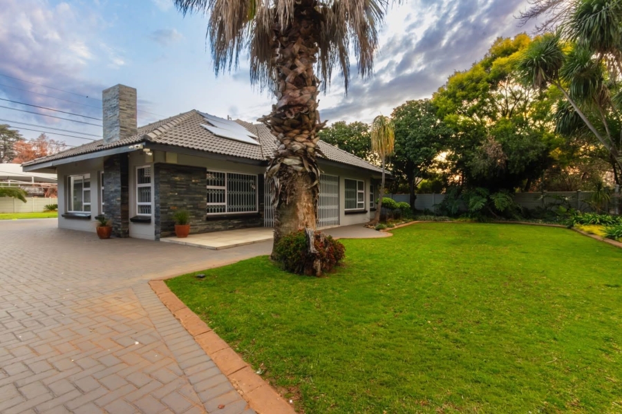 4 Bedroom Property for Sale in Risiville Gauteng