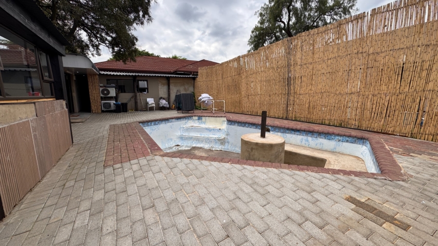 21 Bedroom Property for Sale in Three Rivers Gauteng