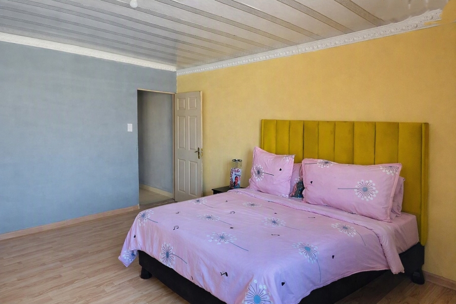 3 Bedroom Property for Sale in Lakeside Gauteng
