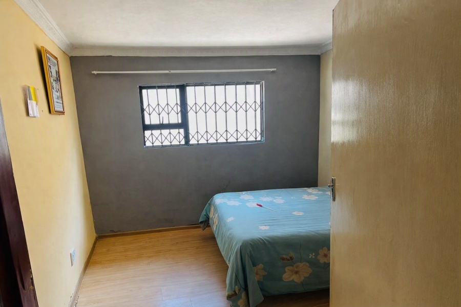 3 Bedroom Property for Sale in Lakeside Gauteng