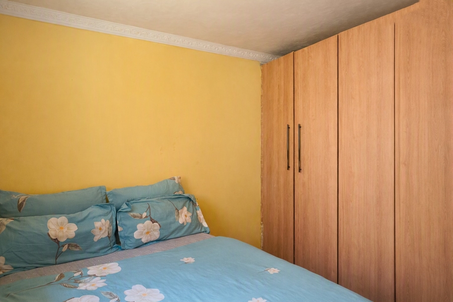 3 Bedroom Property for Sale in Lakeside Gauteng
