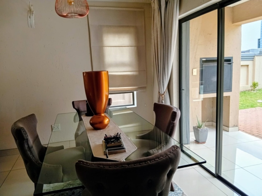 4 Bedroom Property for Sale in Helderwyk Gauteng