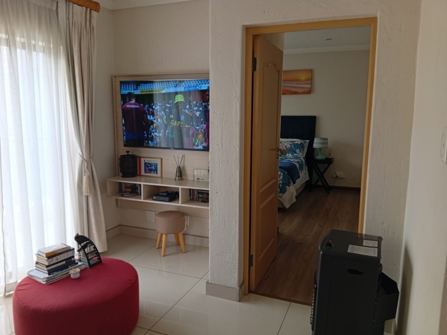 4 Bedroom Property for Sale in Helderwyk Gauteng
