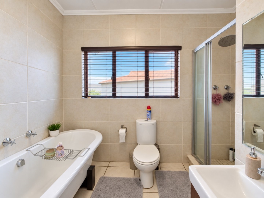 2 Bedroom Property for Sale in Solheim Gauteng