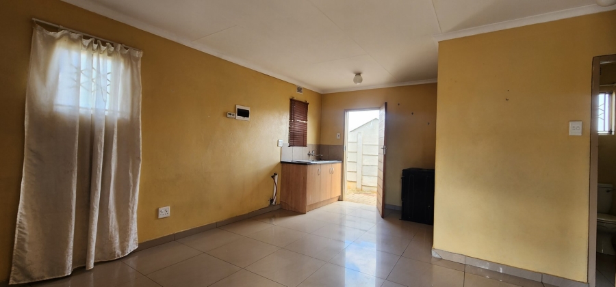 2 Bedroom Property for Sale in Sky City Gauteng