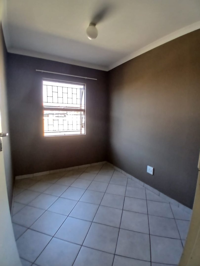 3 Bedroom Property for Sale in Lotus Gardens Gauteng