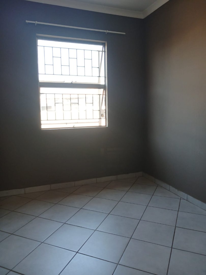 3 Bedroom Property for Sale in Lotus Gardens Gauteng