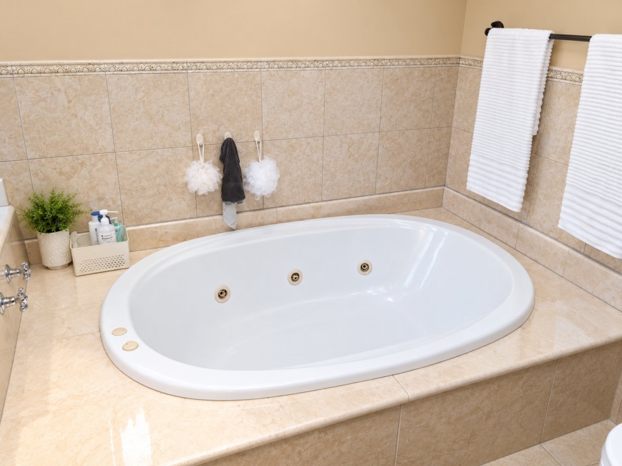5 Bedroom Property for Sale in Waterkloof Ridge Gauteng