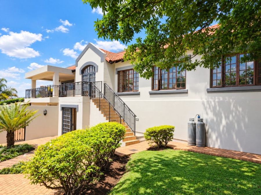 5 Bedroom Property for Sale in Waterkloof Ridge Gauteng