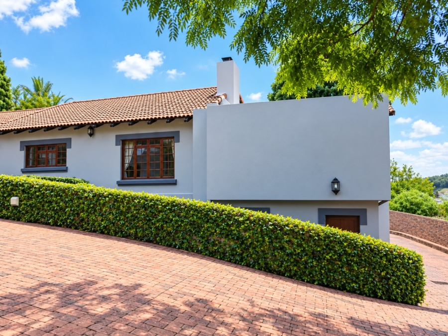 5 Bedroom Property for Sale in Waterkloof Ridge Gauteng