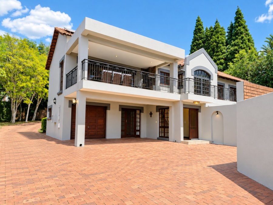 5 Bedroom Property for Sale in Waterkloof Ridge Gauteng