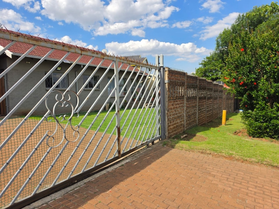3 Bedroom Property for Sale in Woodmere Gauteng