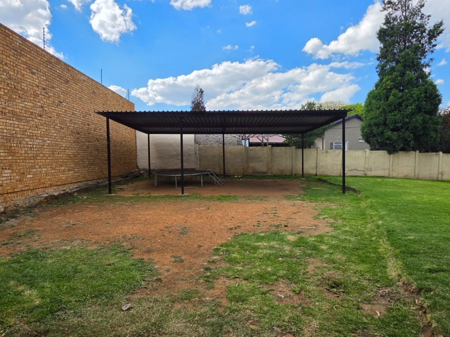 3 Bedroom Property for Sale in Woodmere Gauteng