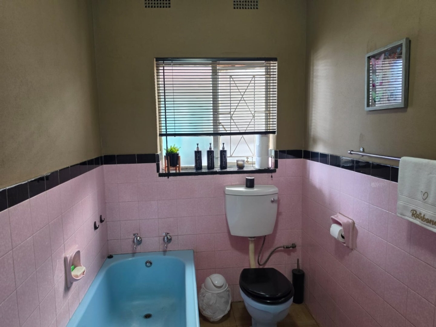 3 Bedroom Property for Sale in Woodmere Gauteng