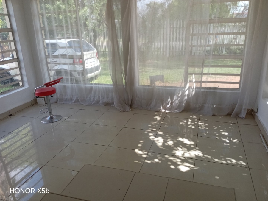To Let 3 Bedroom Property for Rent in Van Dyk Park Gauteng