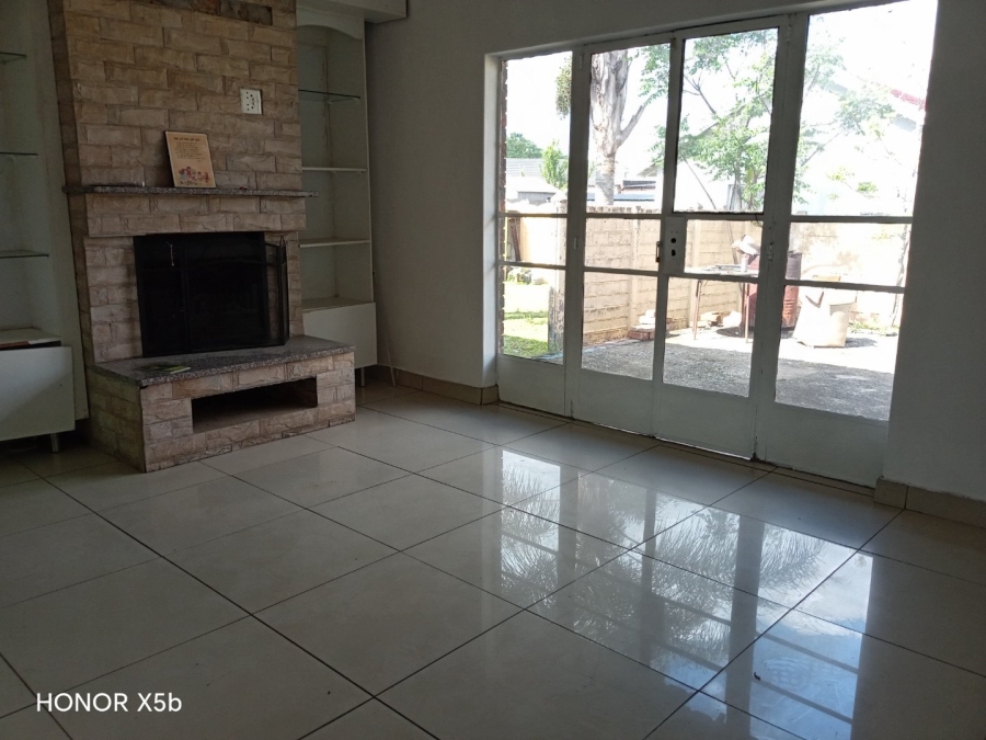 To Let 3 Bedroom Property for Rent in Van Dyk Park Gauteng