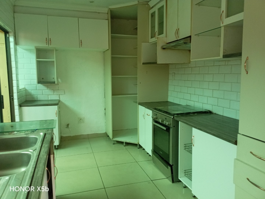 To Let 3 Bedroom Property for Rent in Van Dyk Park Gauteng