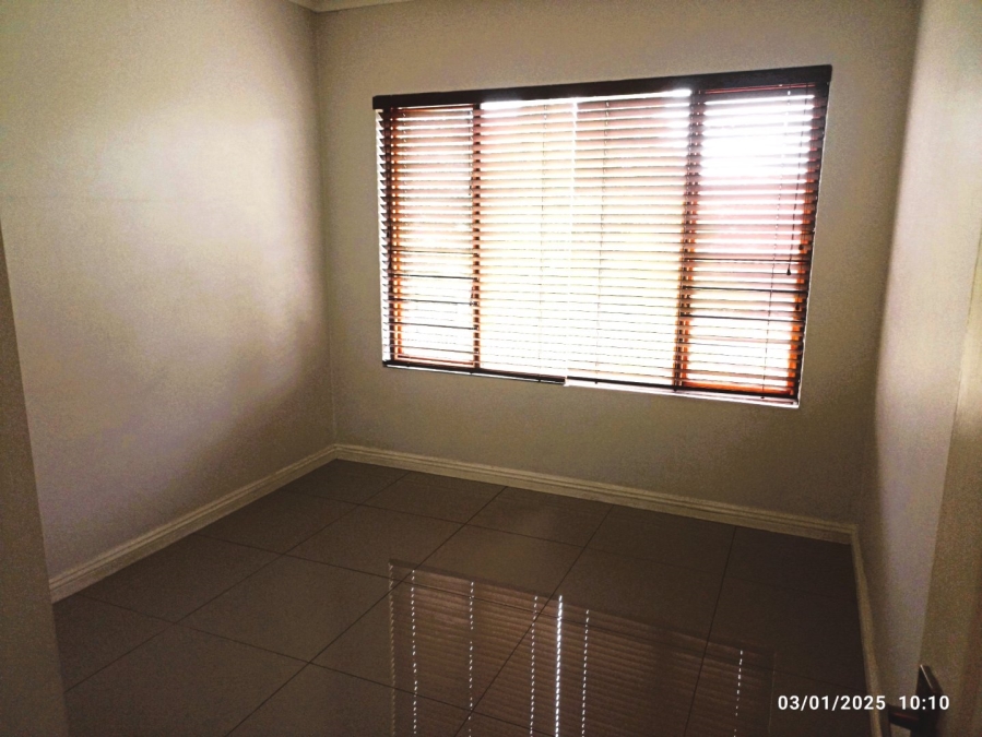 2 Bedroom Property for Sale in Northwold Gauteng