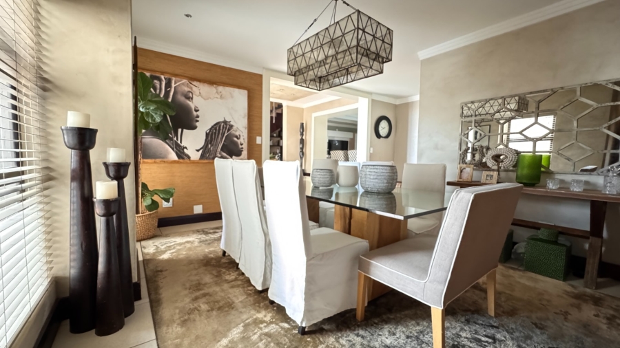 6 Bedroom Property for Sale in Three Rivers East Gauteng