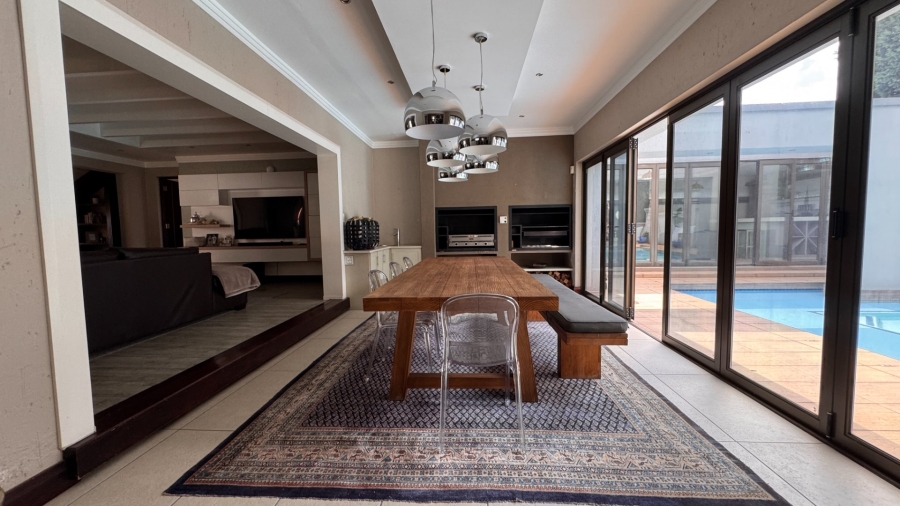6 Bedroom Property for Sale in Three Rivers East Gauteng